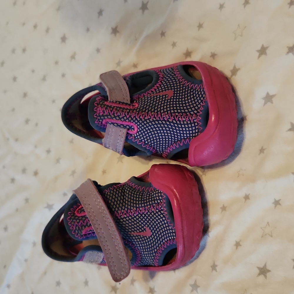 Nike water shoes